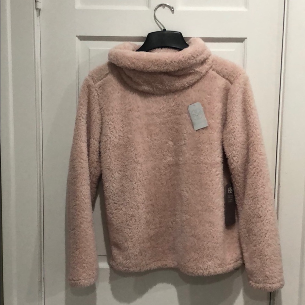 NWT Sherpa pullover pink